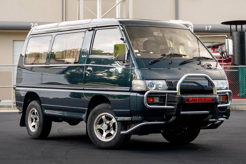 Mitsubishi Delica