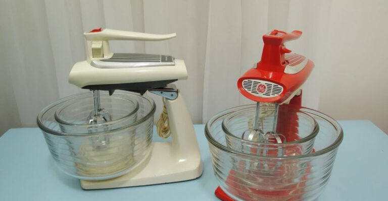 13 Vintage Appliances That Made Life Easier in the ’60s