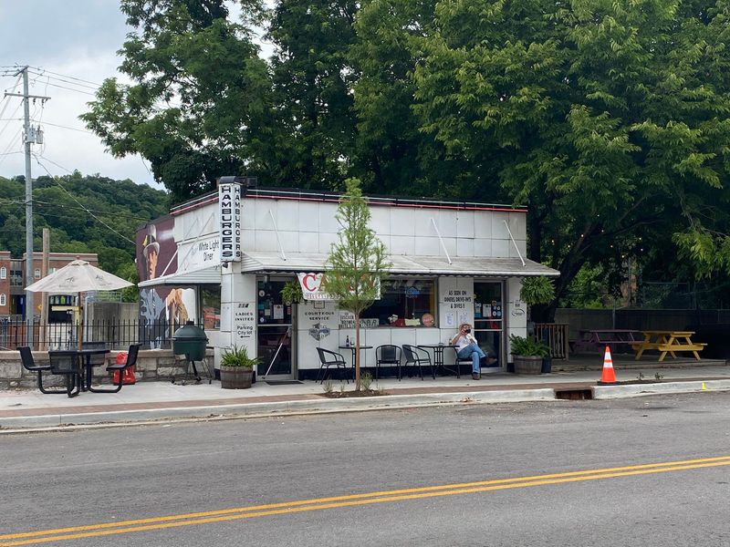 Kentucky's Rick's White Light Diner