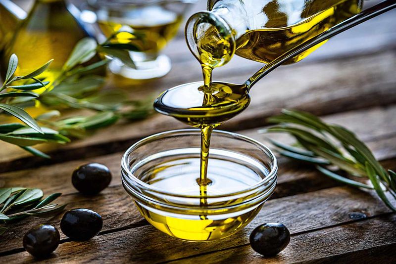 Olive Oil for Earaches