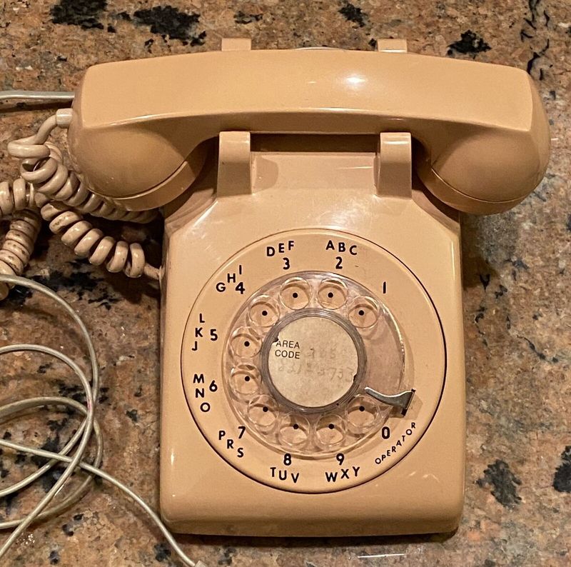 Rotary Telephone (1960)