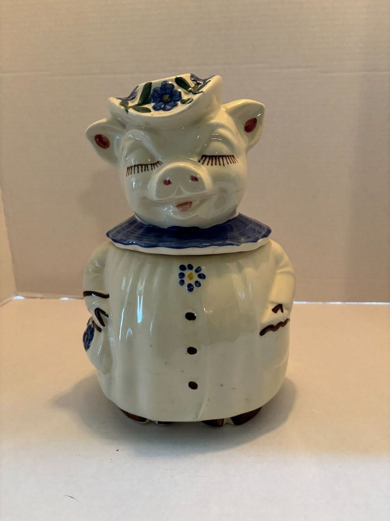 Shawnee Pottery Winnie Pig Cookie Jar