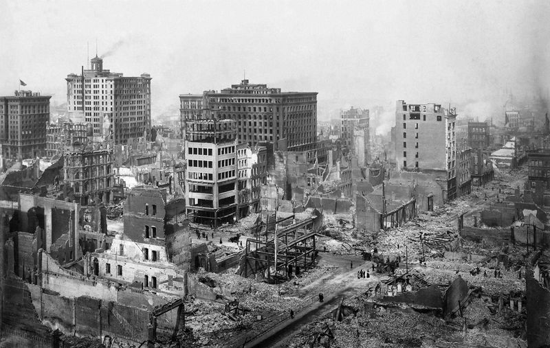 The San Francisco Earthquake (1906)