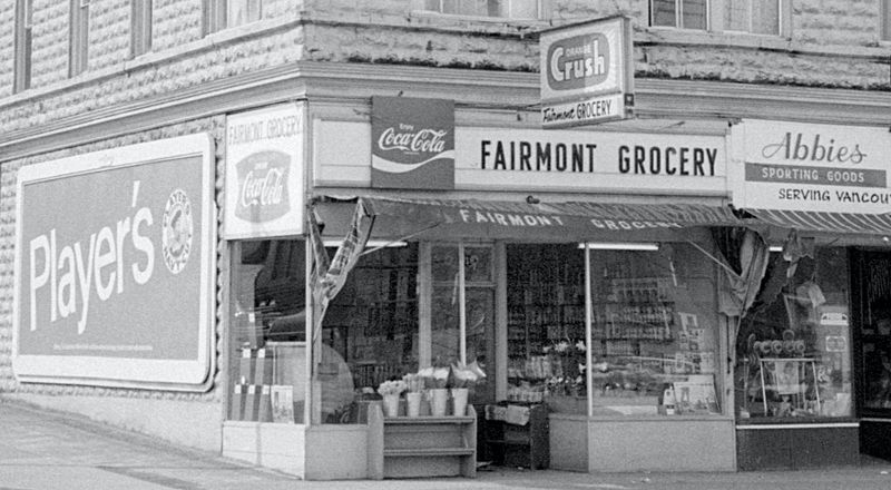 1910s: The Rise of the Corner Grocer