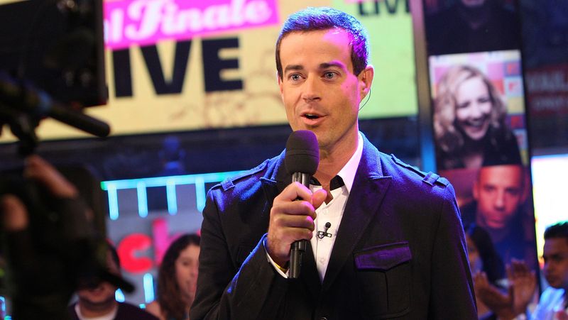 “TRL” (Total Request Live) Dominates Times Square (1998–2008)