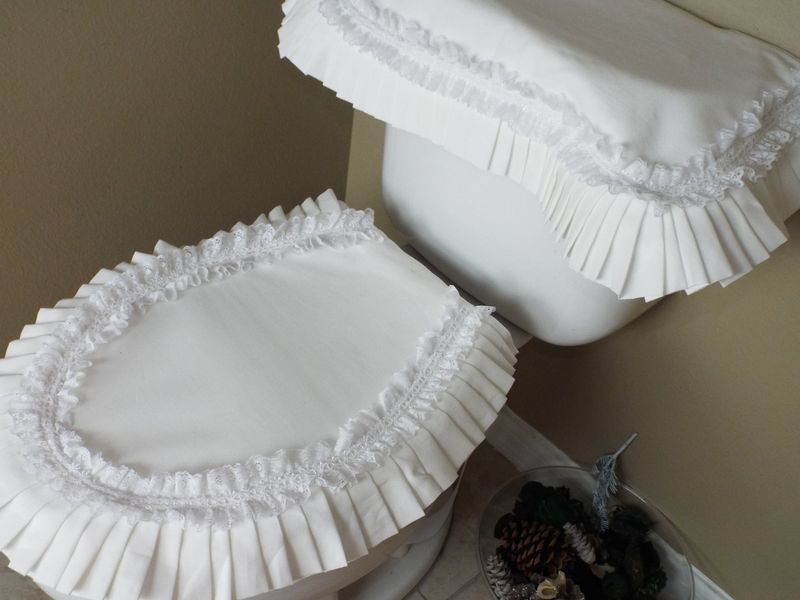 Ruffled Toilet Seat Covers