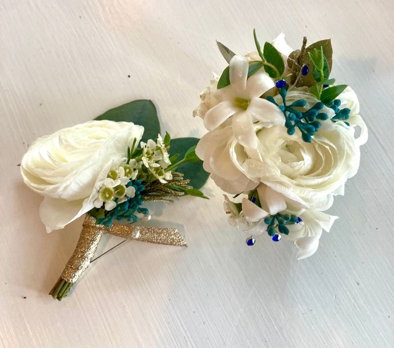 Giant Boutonnières That Looked Like Floral Explosions