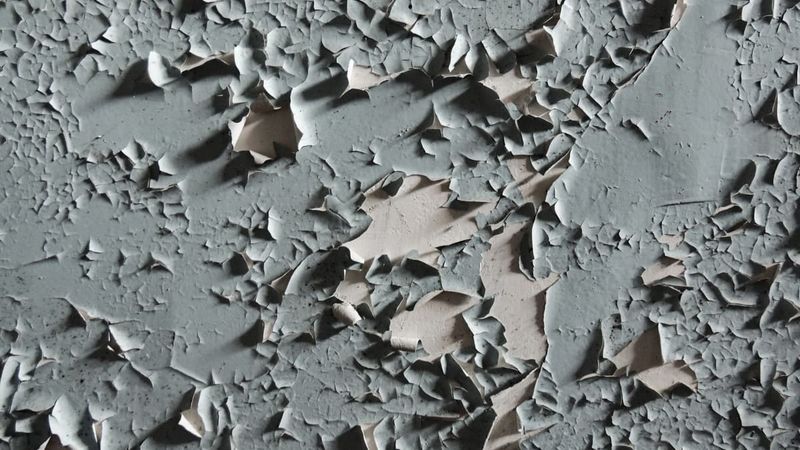 Painting Bathtubs with Wall Paint