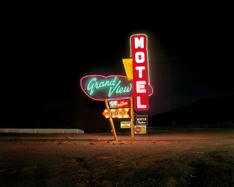 Neon Signs - Seriously Miss