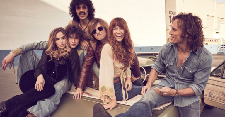 15 Photos Of What It Looked Like To Be In A Garage Band During The 1960s & 1970s