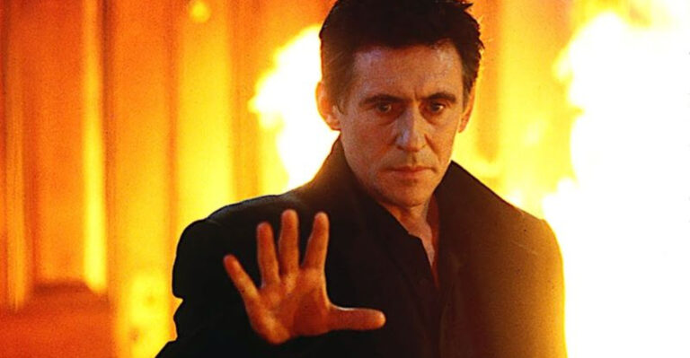 18 Movie Trailers from the ’90s That Were Actually Better Than the Films