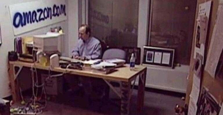 32 Rare Photos That Will Take You Right Back To 1994
