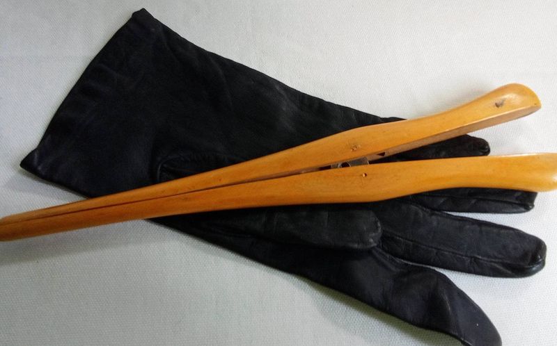 Perplexing Glove Stretchers