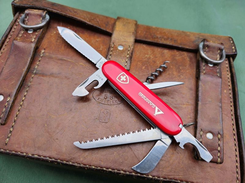 Swiss Army Knives