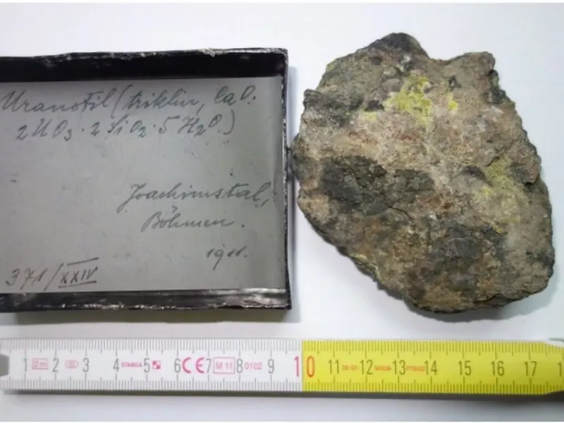 Radioactive Rock Collections