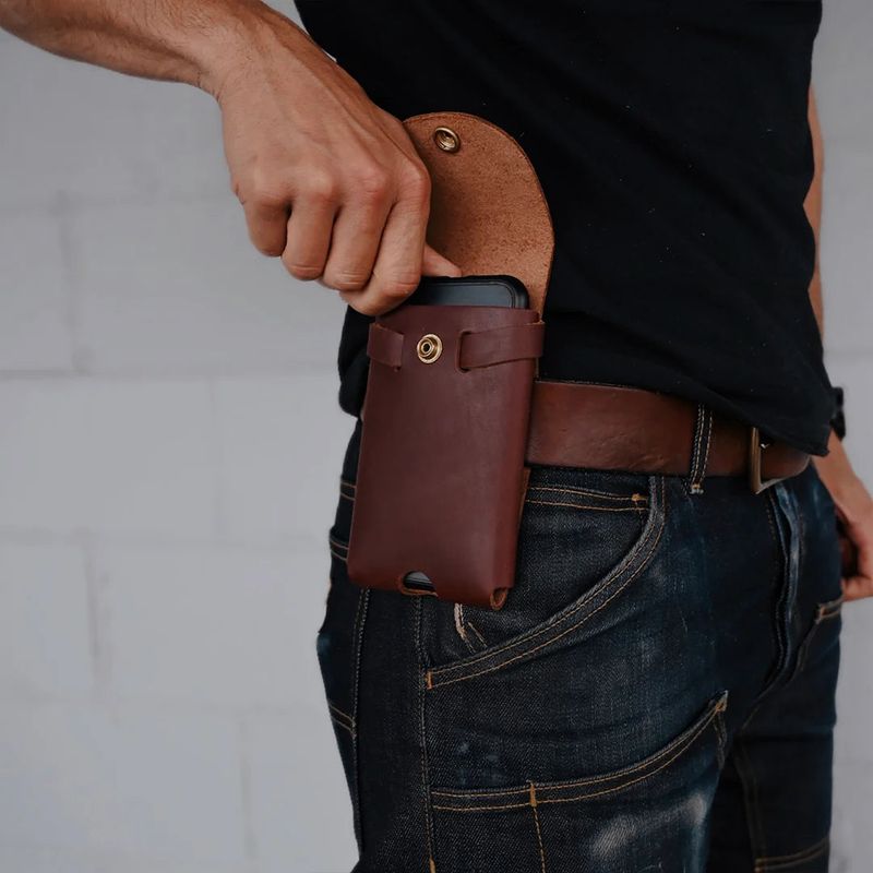 Cell Phone Belt Holsters: Tech at the Ready