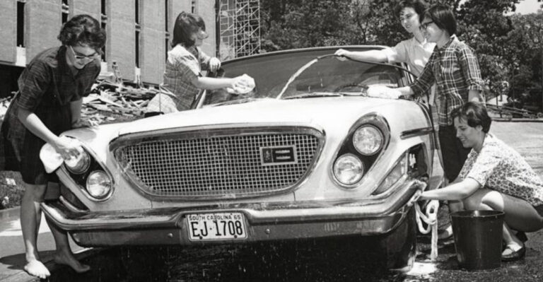 14 School Fundraisers from the ’60s to ’80s That Were Surprisingly Profitable