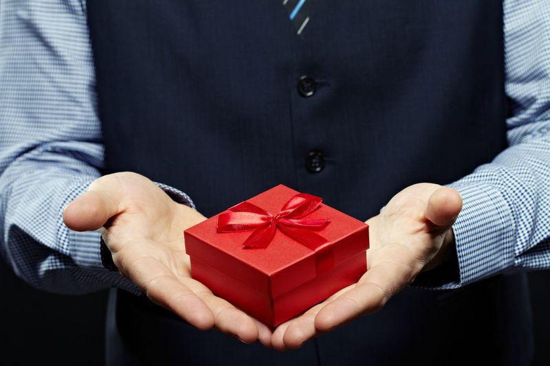 Gifting the Boss Extravagantly